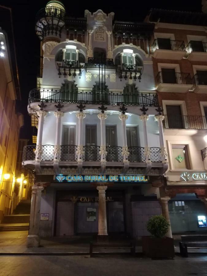 Apartamento La Muralla De Теруэль Экстерьер фото